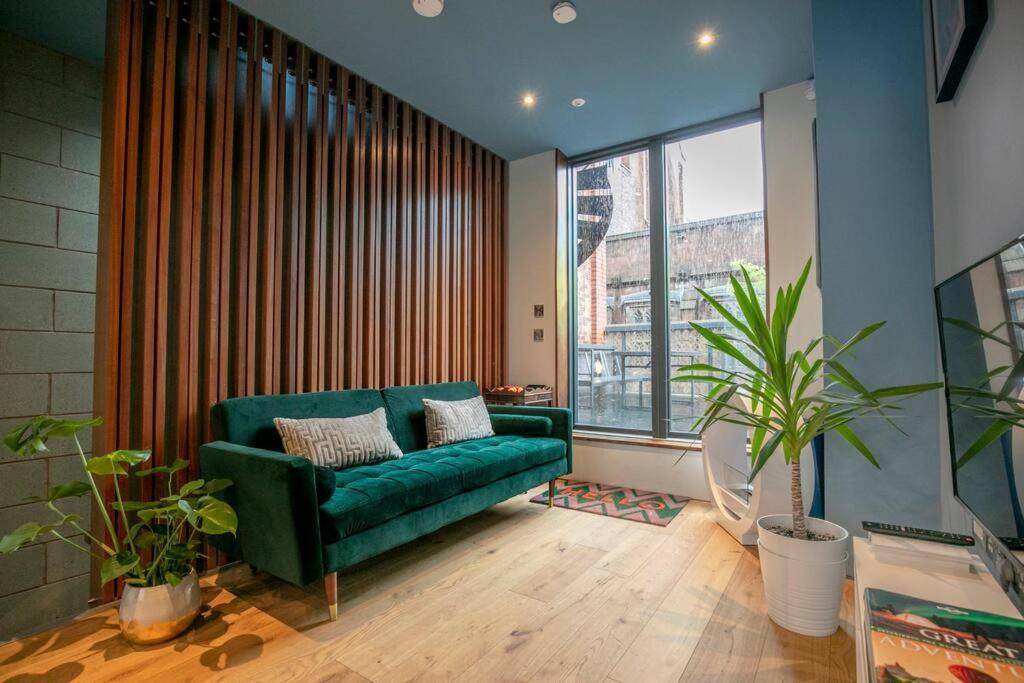 Hammock Heights! Hot Tub,Private Garage,Citycentre Манчестер Экстерьер фото